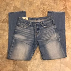 Hollister Classic Straight Leg Light Wash Jeans